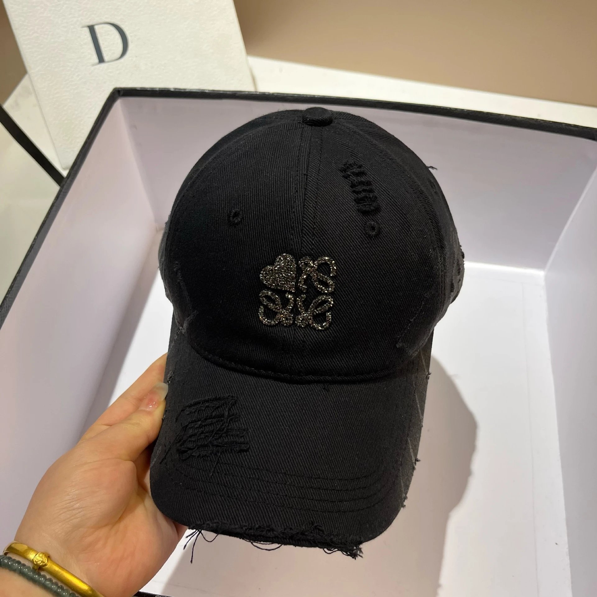 Heart Embroidery Baseball Cap photo 2