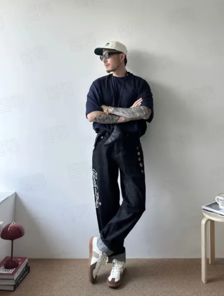 Maison Margiela Tabi Embroidered Wide-Leg Jeans Black - 13
