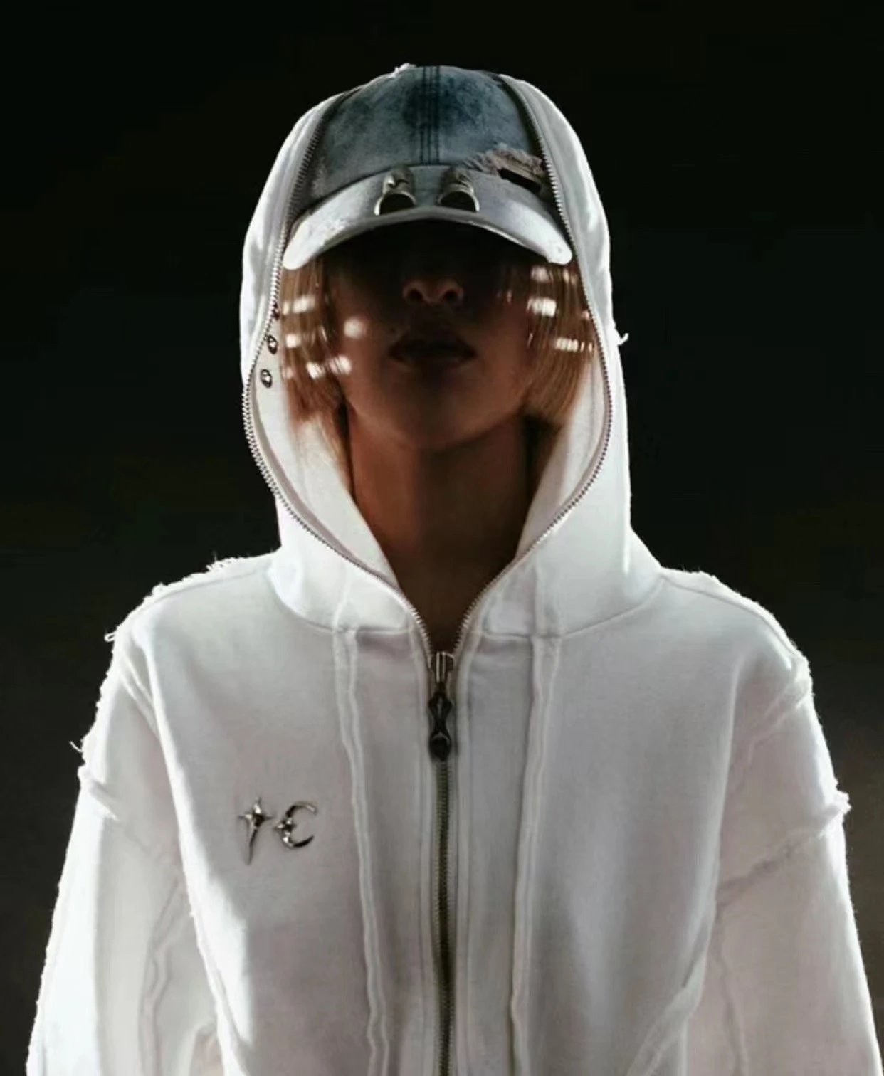 Metal Zip Hooded Cardigan photo 8