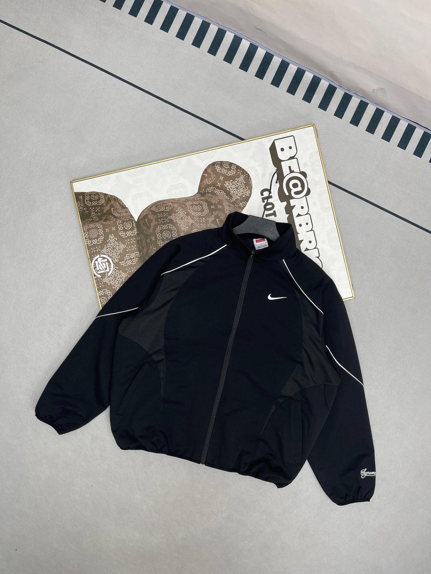 Spring Embroidered Swoosh Jacket photo 2