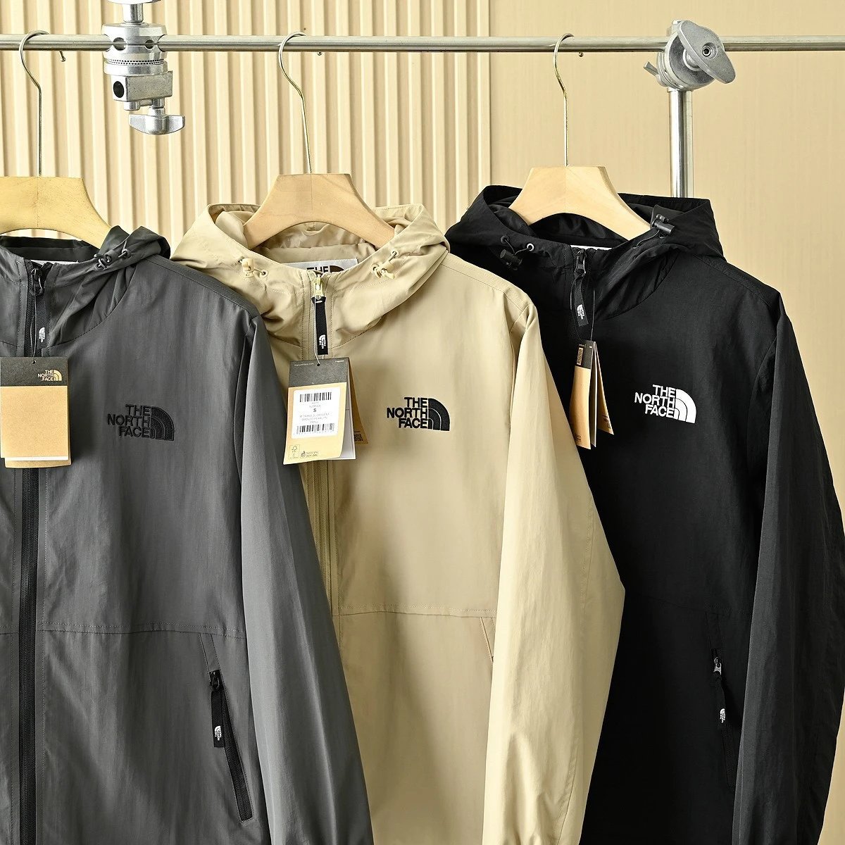 Outdoor Hoodie Jacket photo 8
