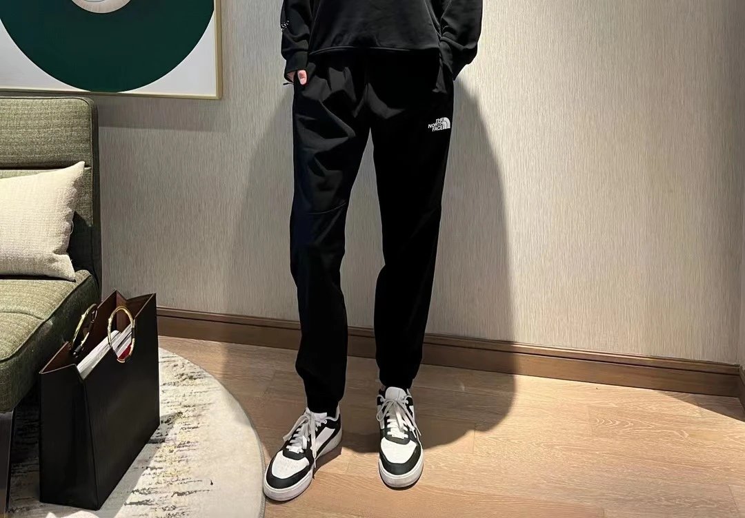 Summer Lightweight Letter Embroidery Joggers photo 8