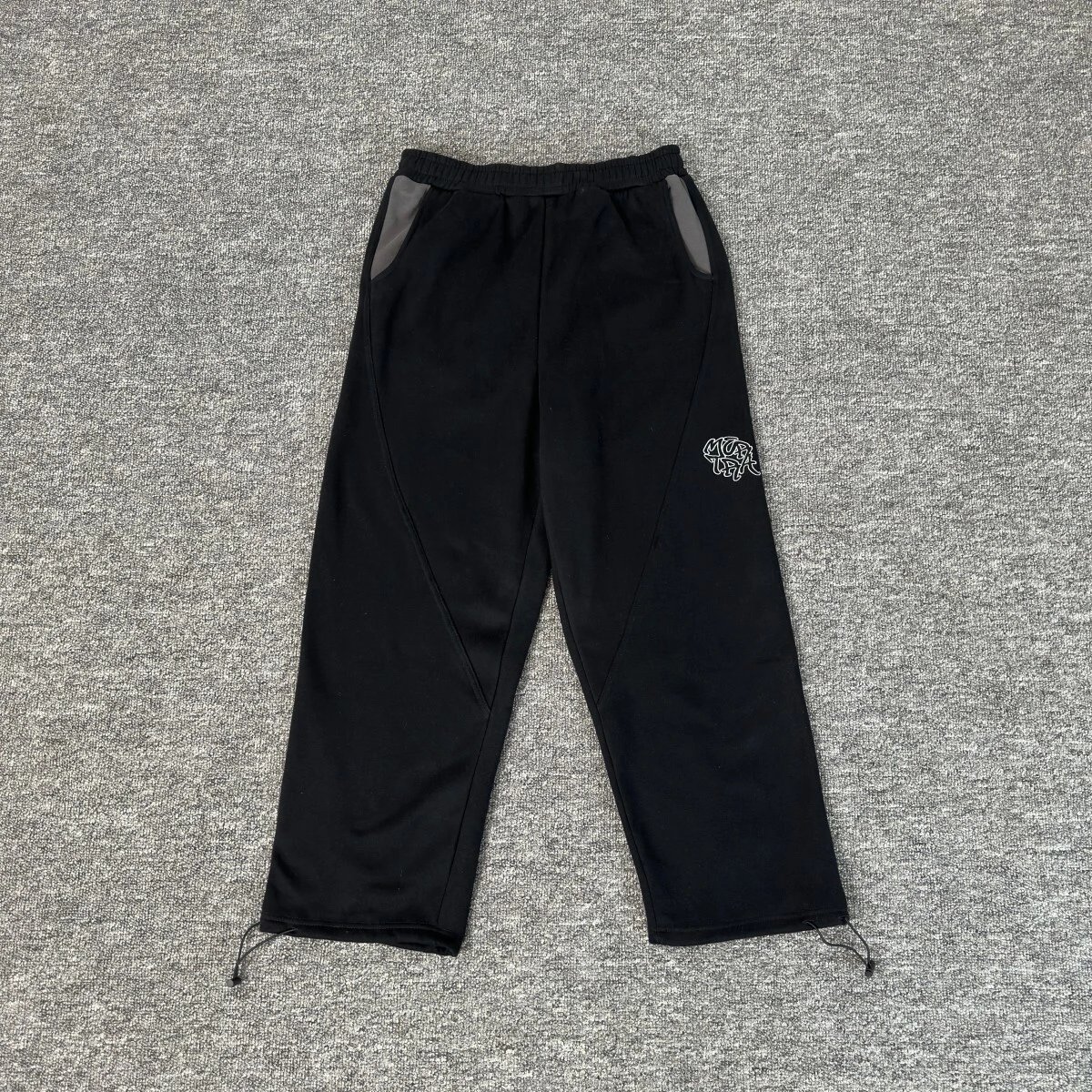 ME-P063 Black
