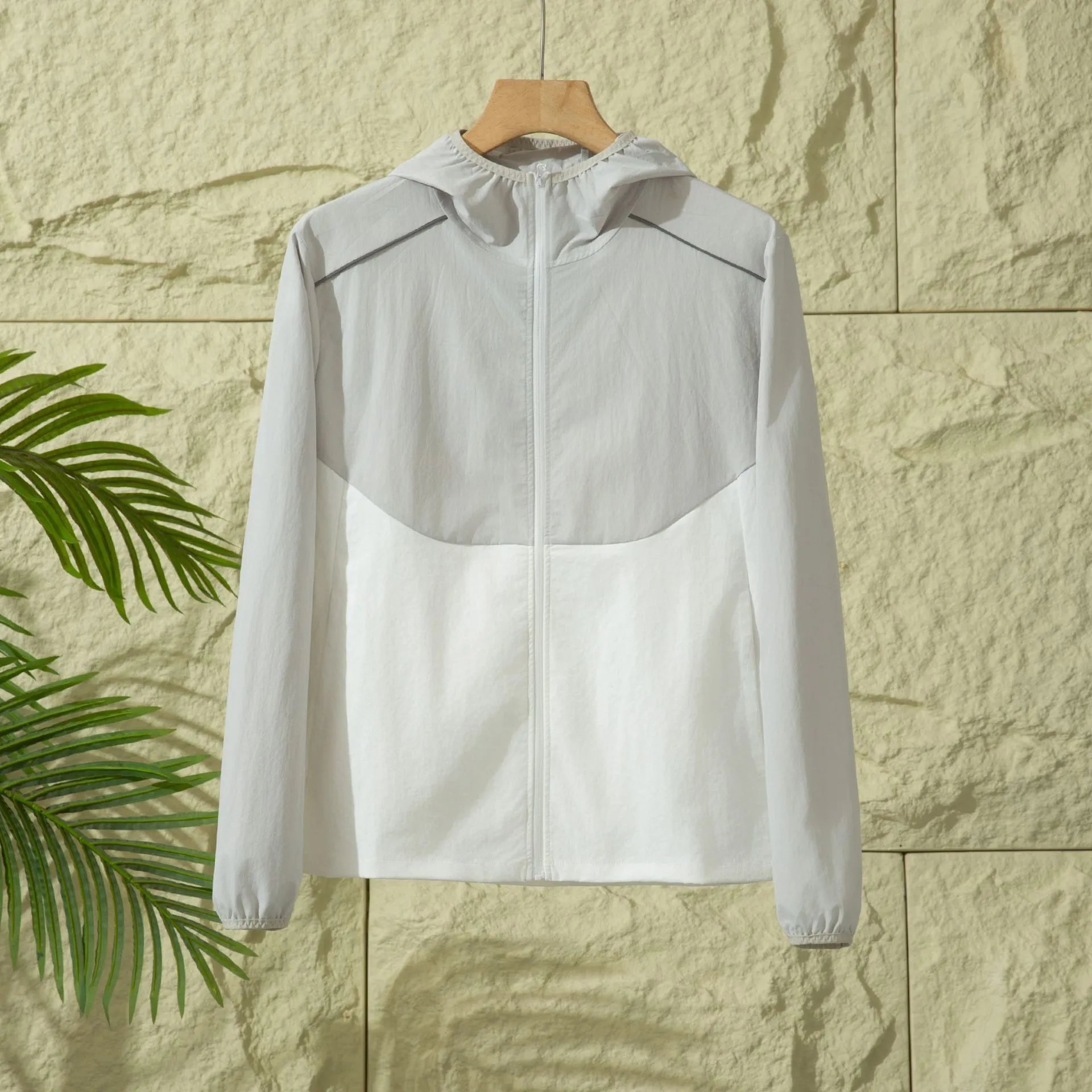 Outdoor Hooded Zip Jacket photo 4