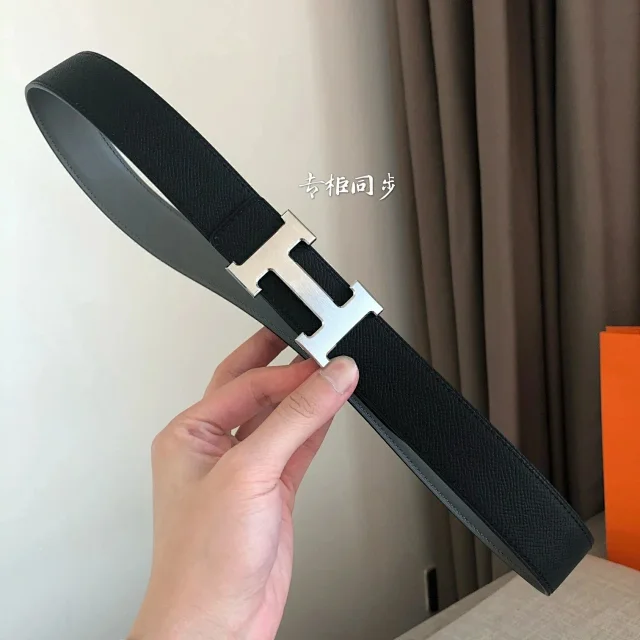 Hermès Belts Reversible 32 mm leather belt with H buckle product detail image 22