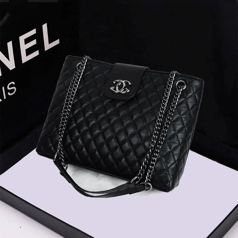 Chanel Classic Quilted Chain Shoulder Bag Black Handbag - 3