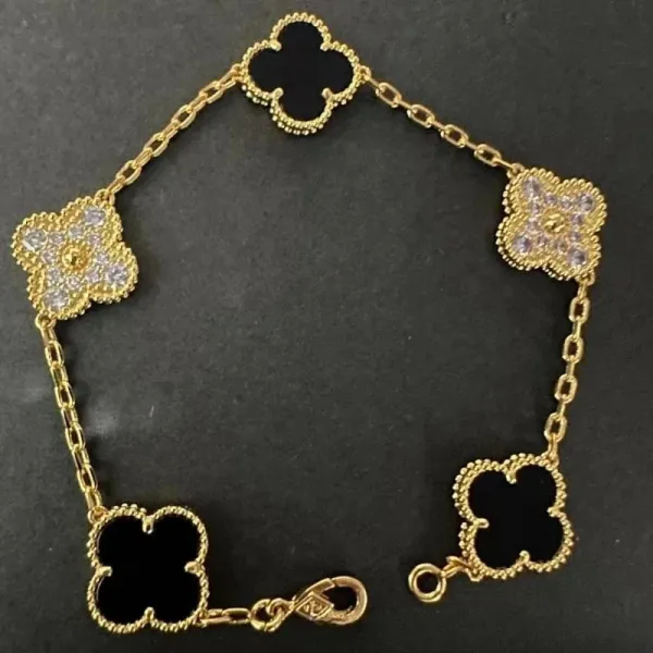 Van Cleef & Arpels Alhambra Five Motifs Gold Bracelet with Onyx and Diamonds - 1