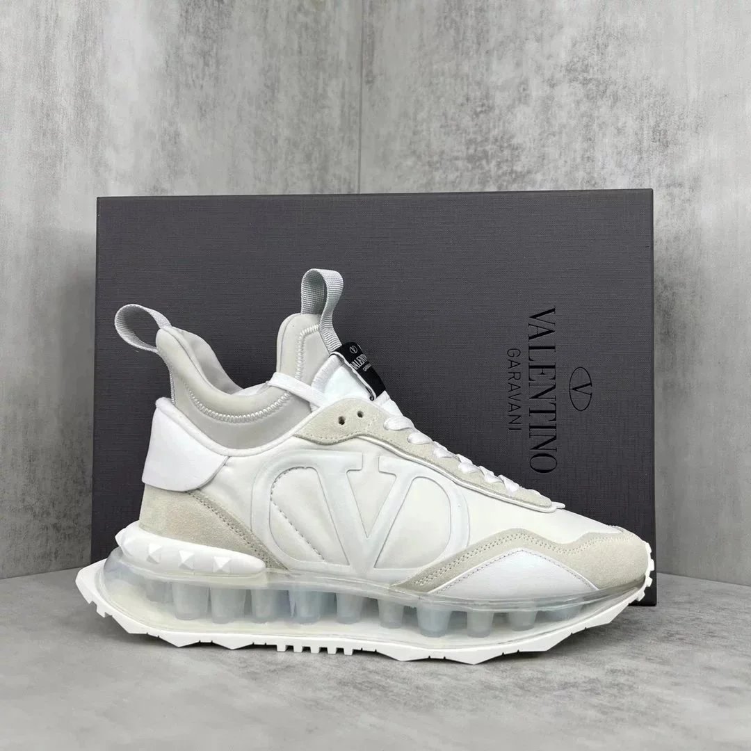VALENTINO GARAVANI TUBE SNEAKER