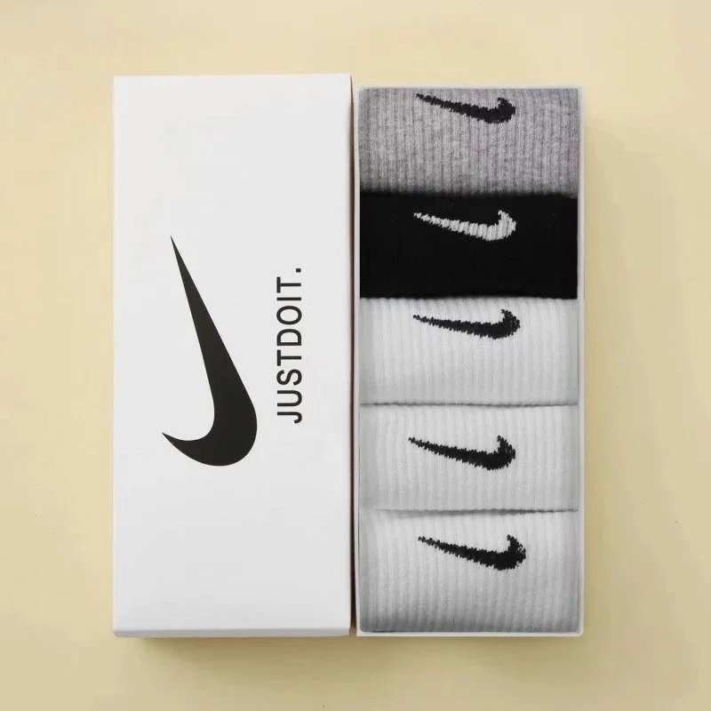 5 pairs [white+white+white+black+gray]