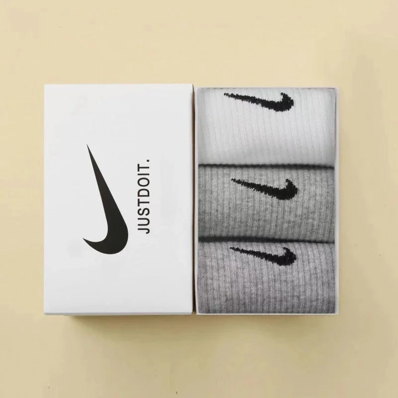 3 pairs [gray+gray+white]