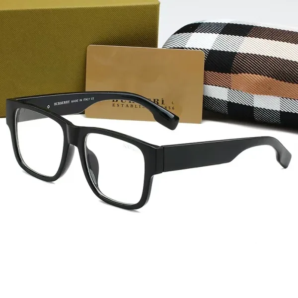 Burberry Square Frame Black Sunglasses - 6