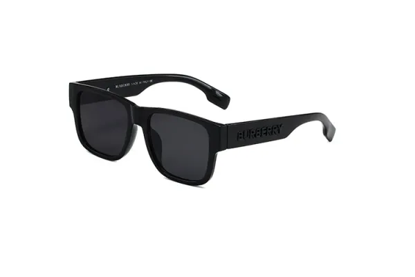 Burberry Square Frame Black Sunglasses - 9