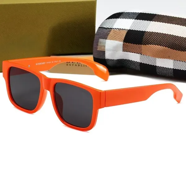 Burberry Square Frame Black Sunglasses - 5