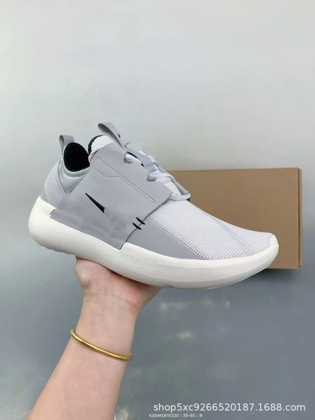 Nike Roshe Two Flyknit Dark Gray Sneakers - 6