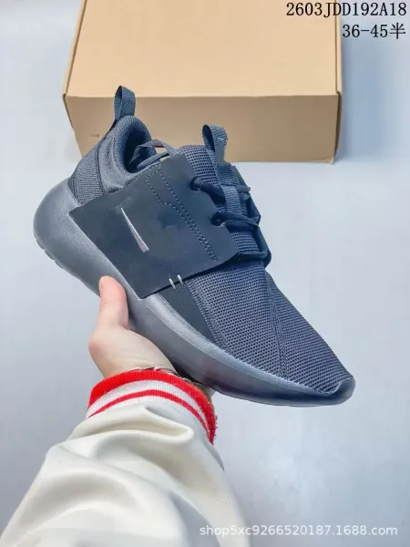 Nike Roshe Two Flyknit Dark Gray Sneakers - 16