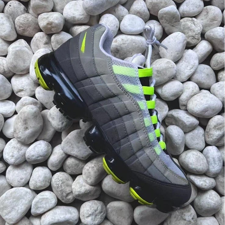 Reflective Cushioned Low-Top Running Shoes, Height-Boosting, Cross-Border