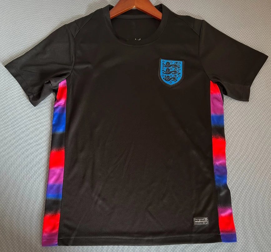 25-26 England Away