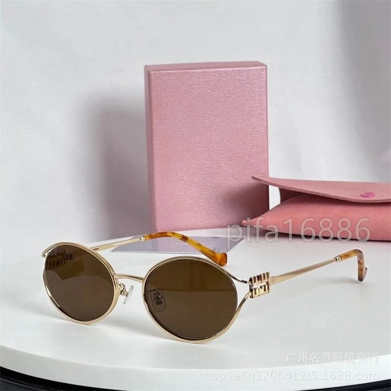 m-GlassesCollection:findsindex.com - 197869