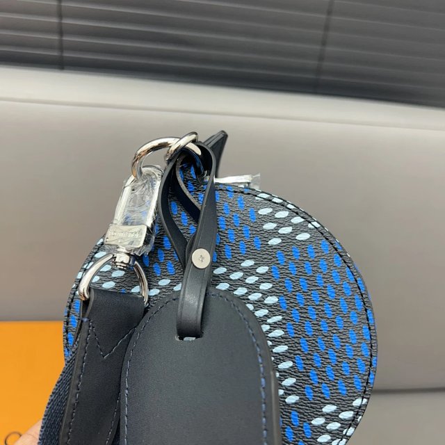 LV Bag: seller detail photo 7