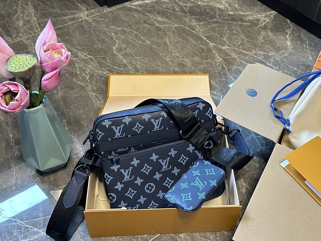 LV bag