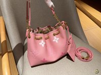 LV Handbag — seller photo 8