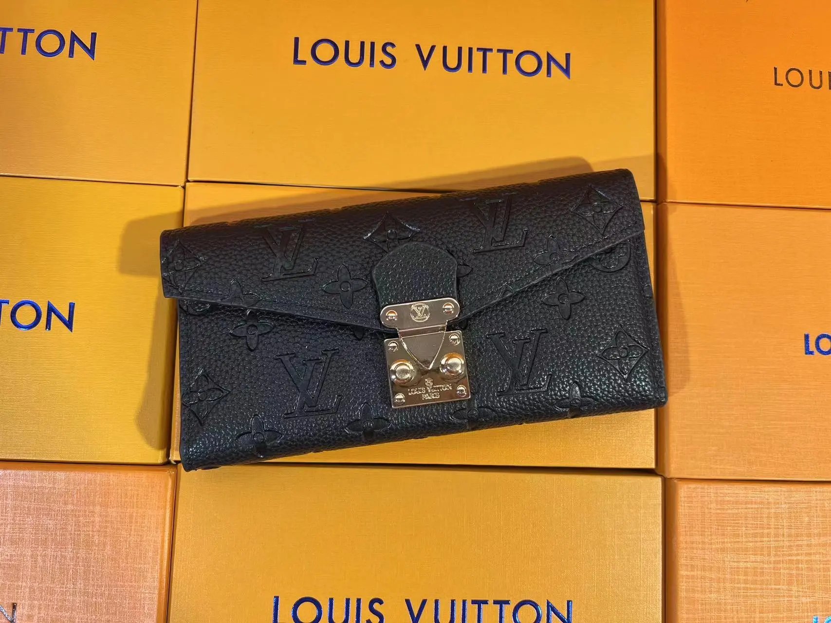 LV fashion wallet