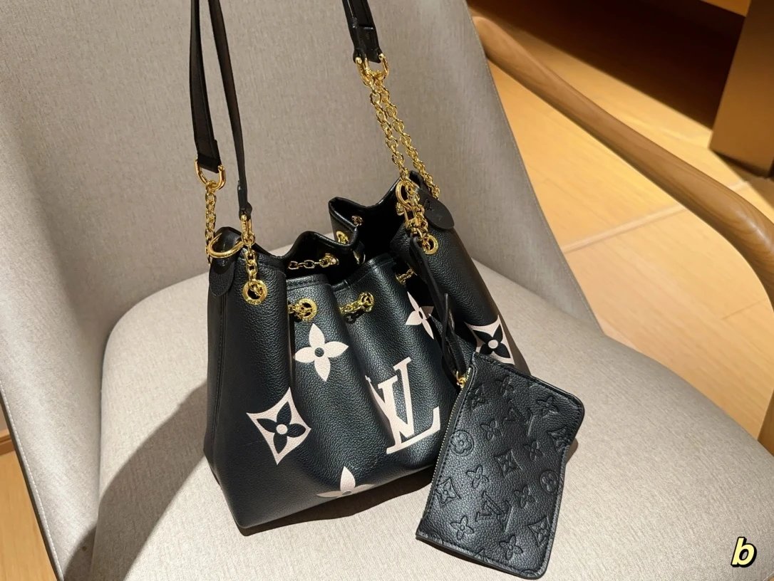 Louis Vuitton Handbags Mini top-handle handbag with detachable shoulder strap — 21