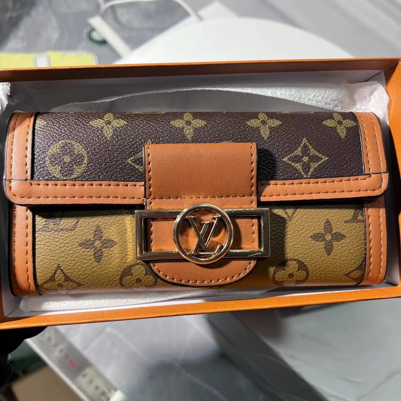 LV fashion wallet