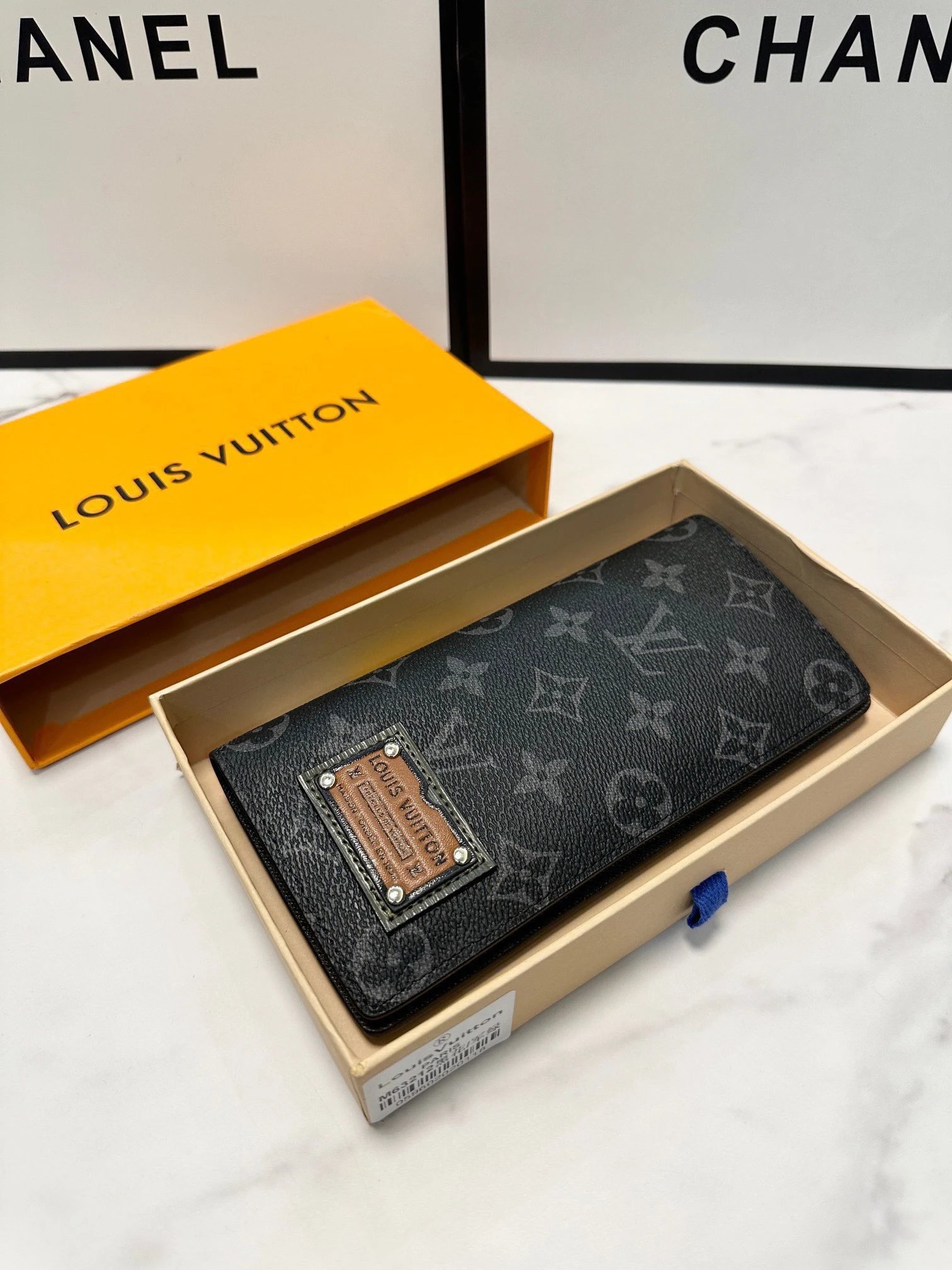 LV fashion wallet