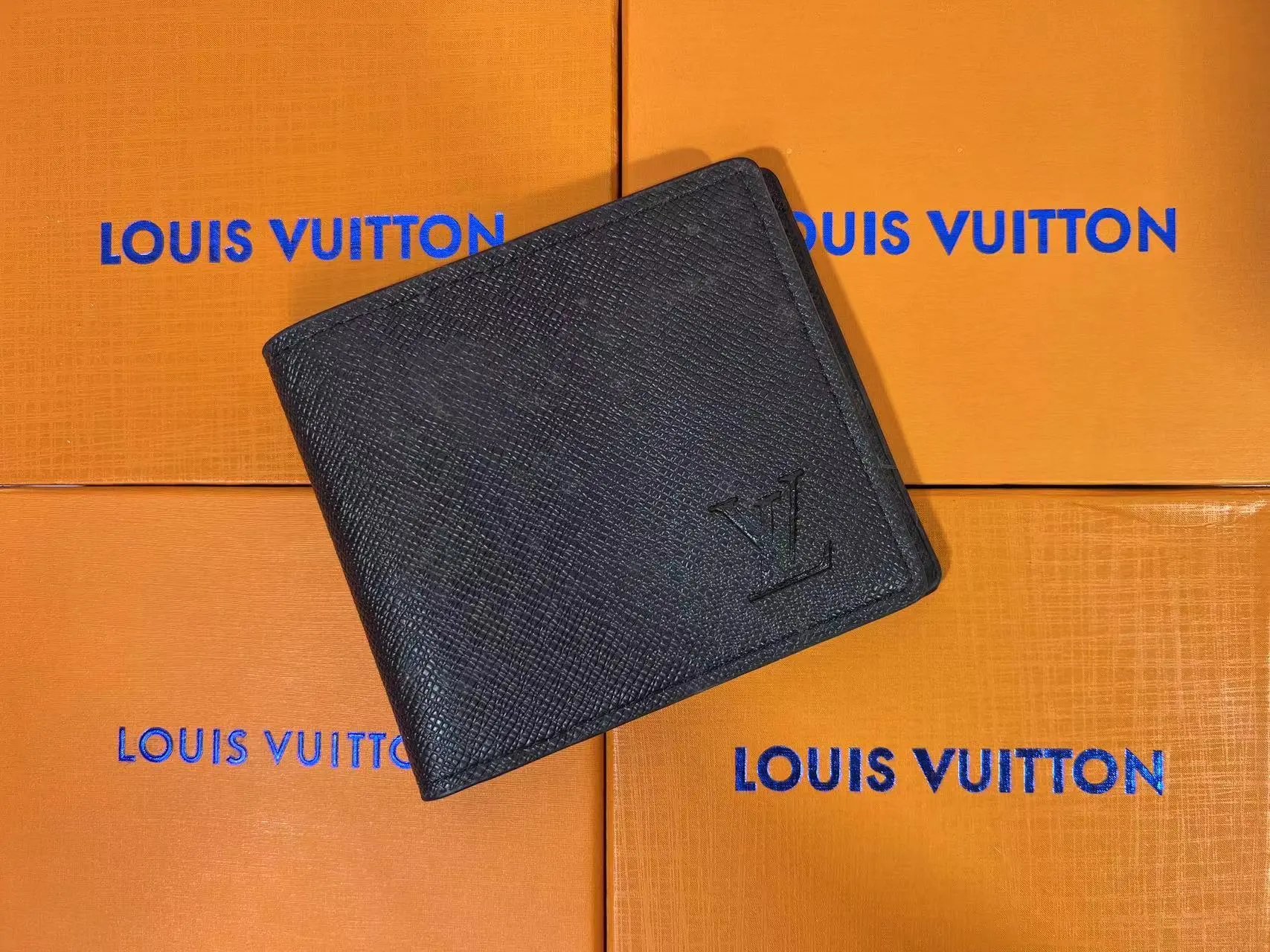 LV fashion wallet