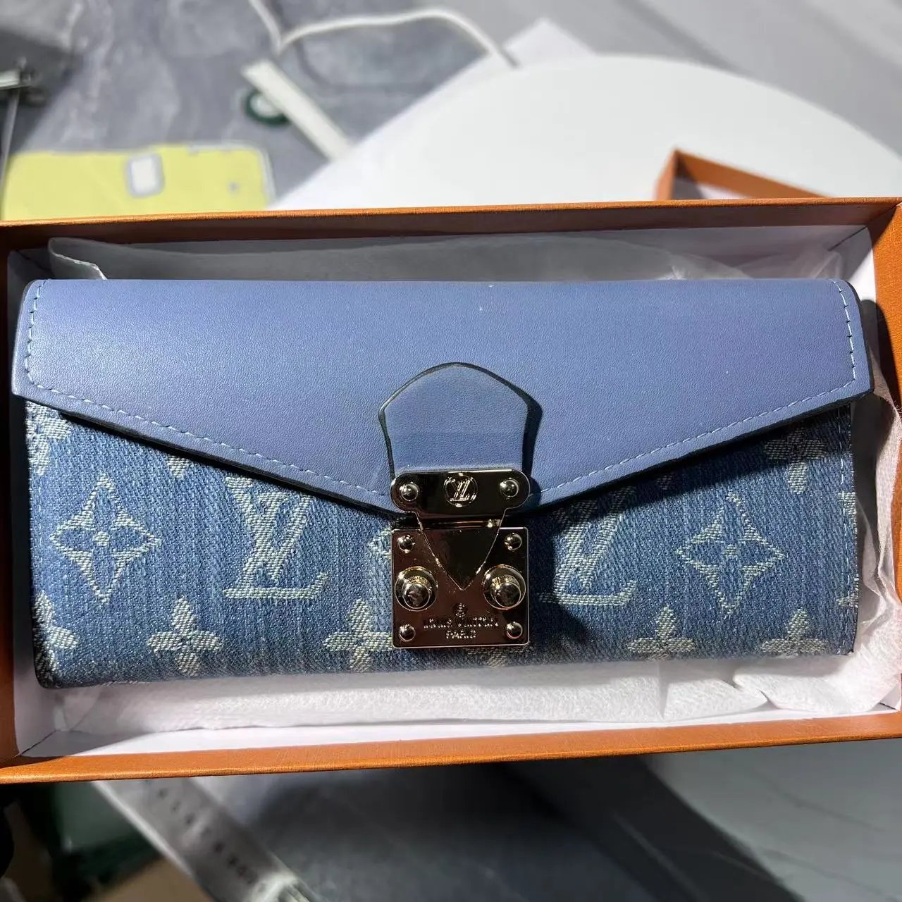 LV fashion wallet