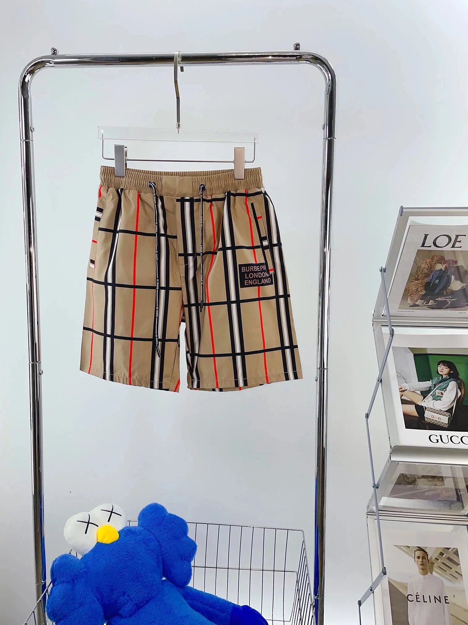 Louis Vuitton Shorts Elastic-waist drawstring logo-print image 4