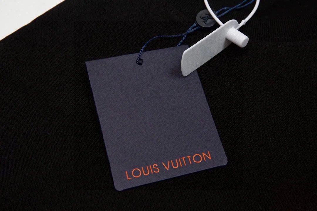 Louis Vuitton Graphic Print Black White T-Shirt