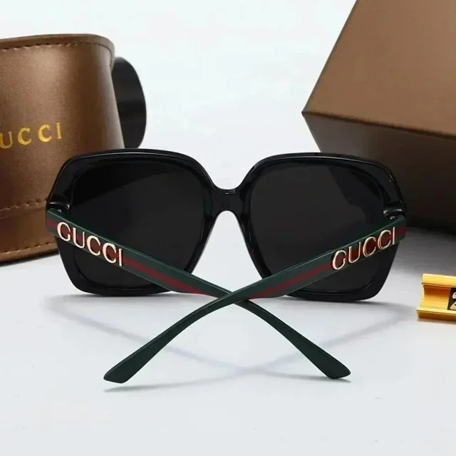 Gucci Eyewear 2293 Oversized Square Sunglasses product detail image 7