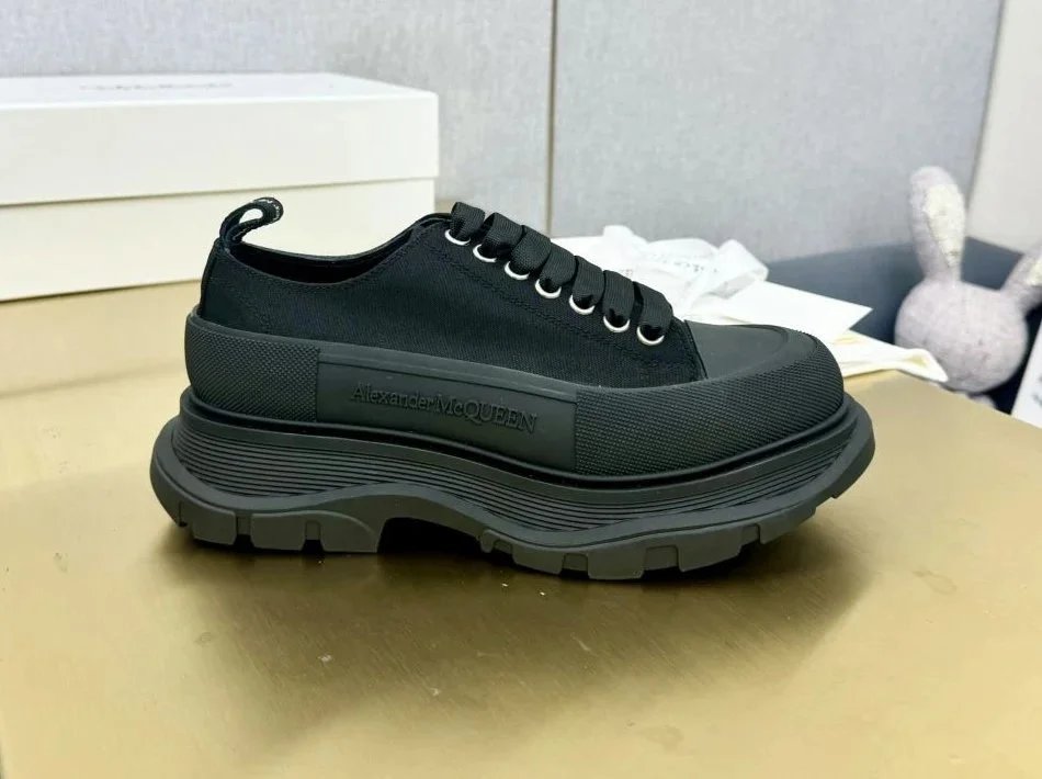 Alexander McQueen Oversized Sneakers