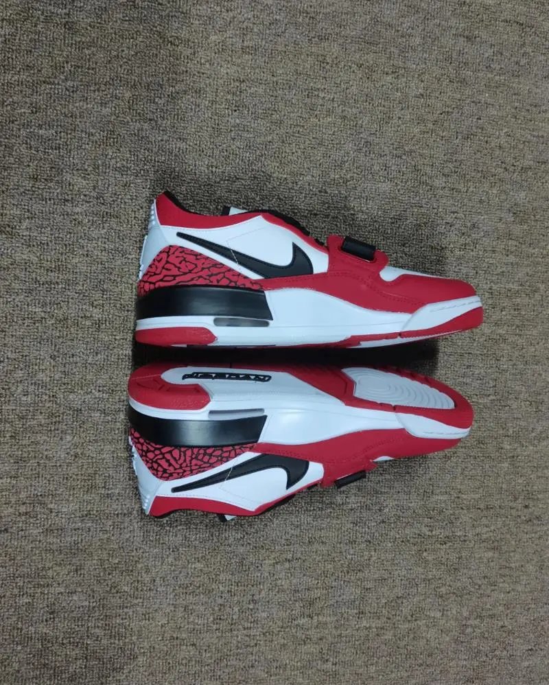 Nike Air Tech Challenge II White Elephant Print Sneakers - 4