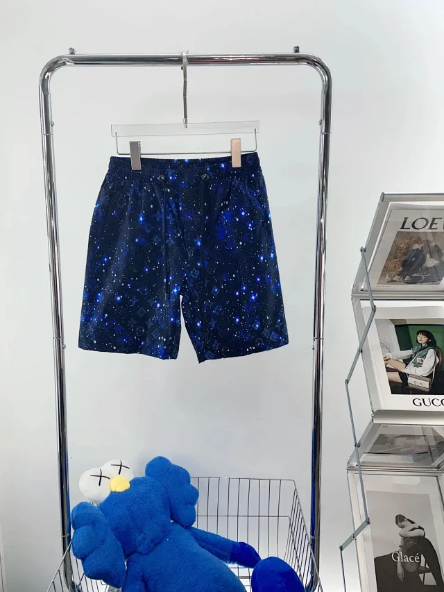 Louis Vuitton Shorts Elastic-waist drawstring logo-print product detail image 9