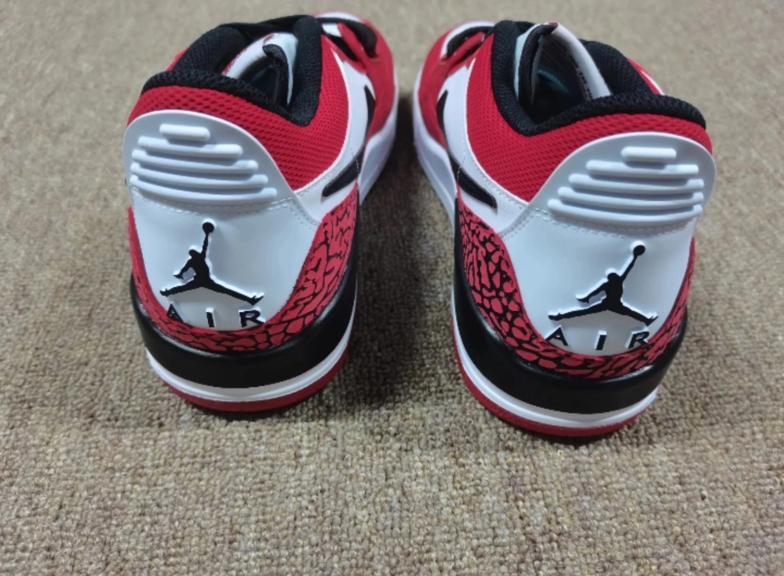 Nike Air Tech Challenge II White Elephant Print Sneakers - 3