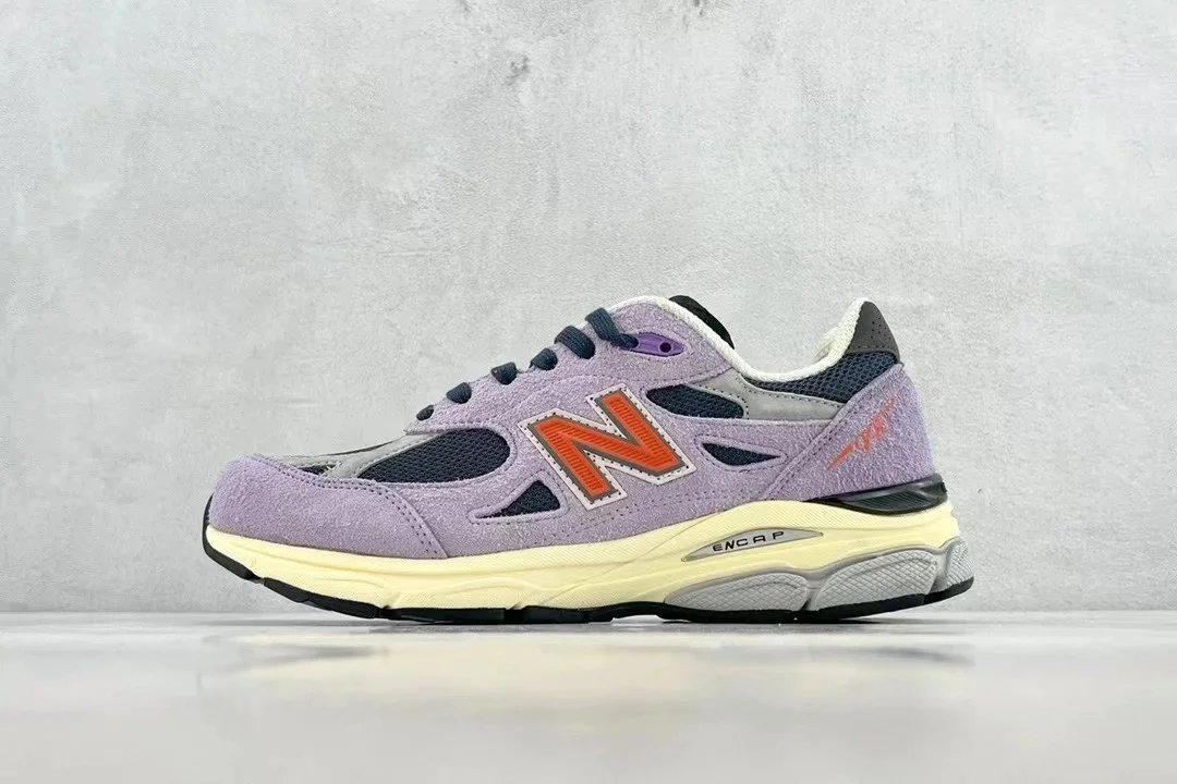 New Balance 990v3 Burgundy Running Shoes - 10