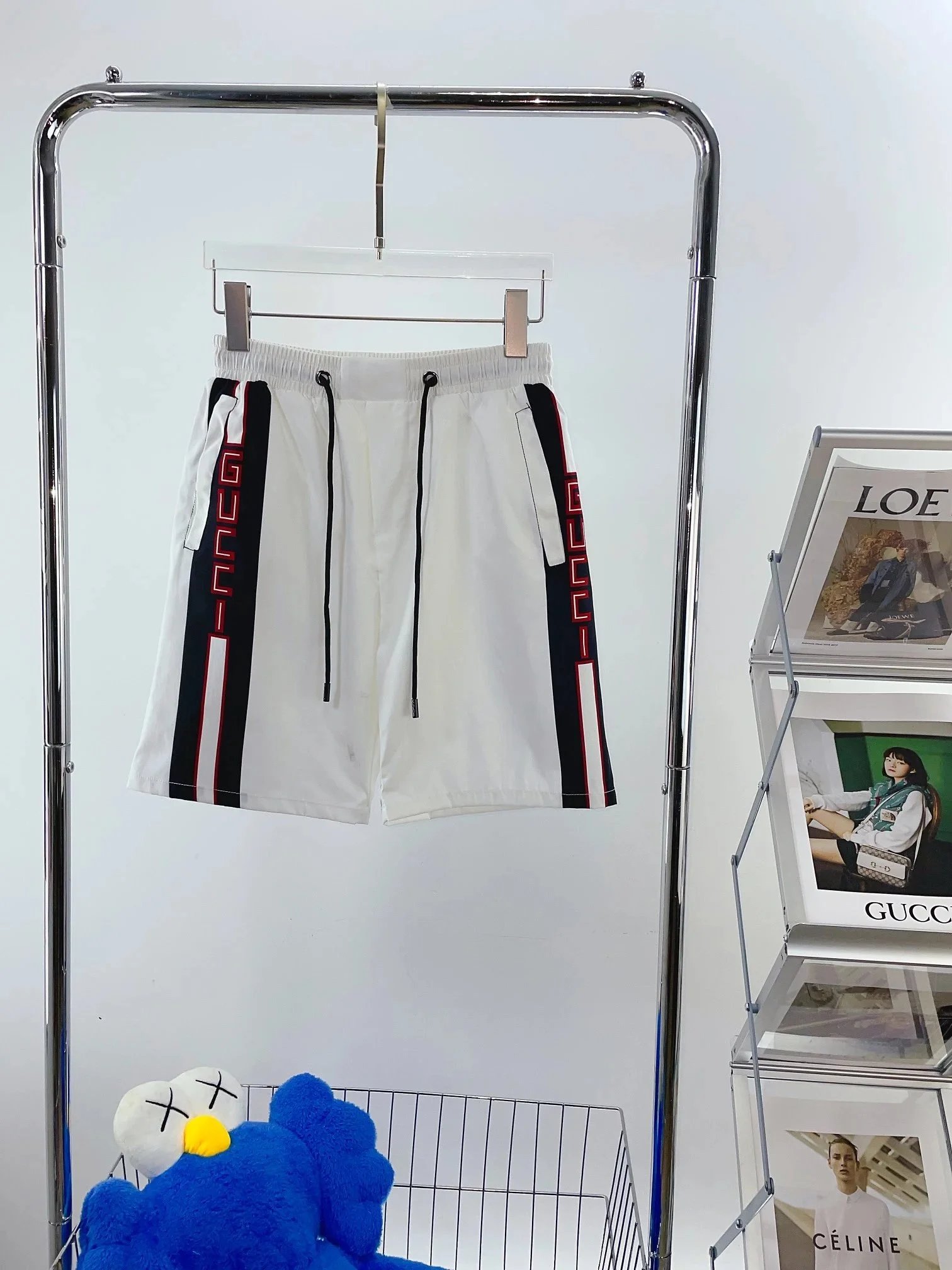 Louis Vuitton Shorts Elastic-waist drawstring logo-print image 3