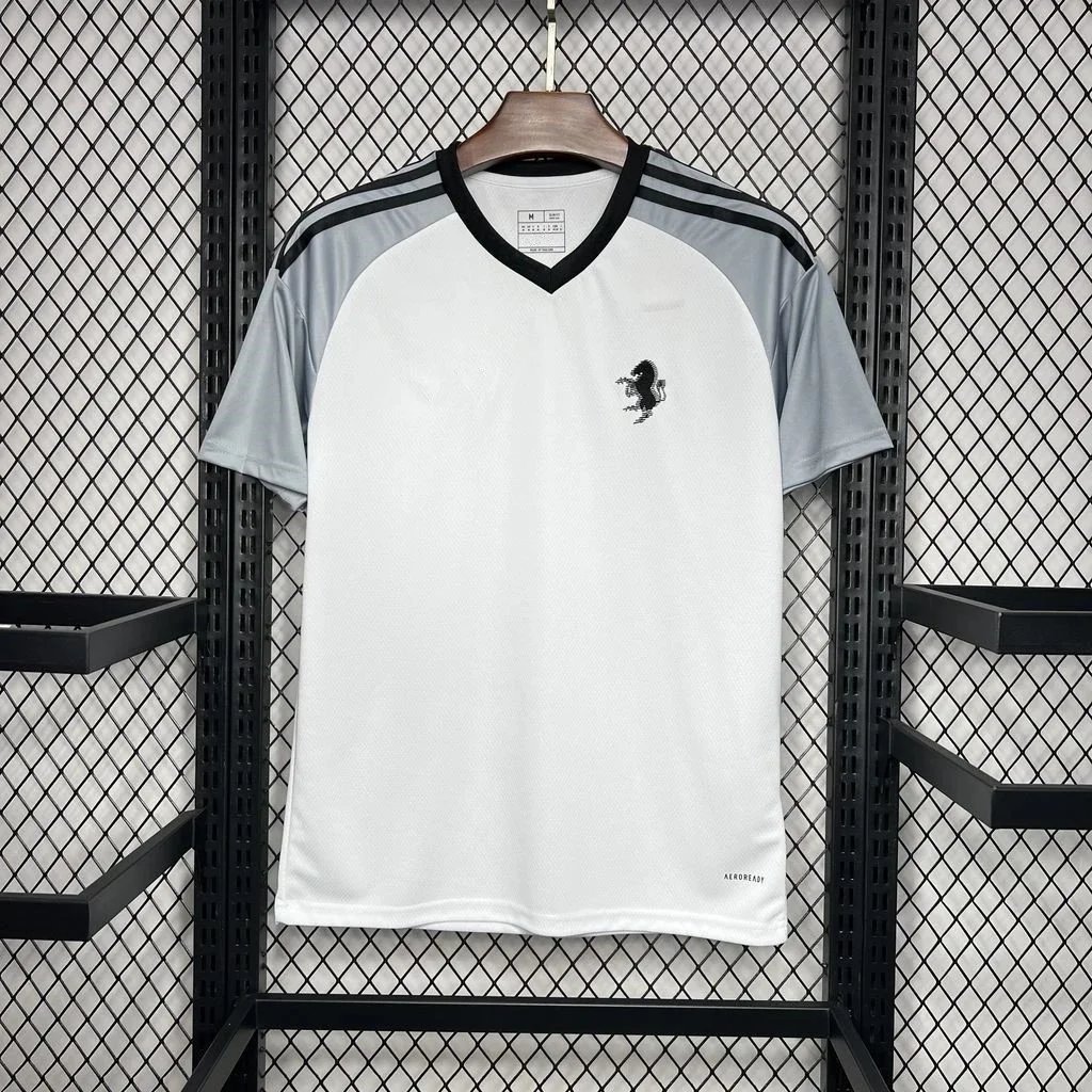 2425尤文白色训练服