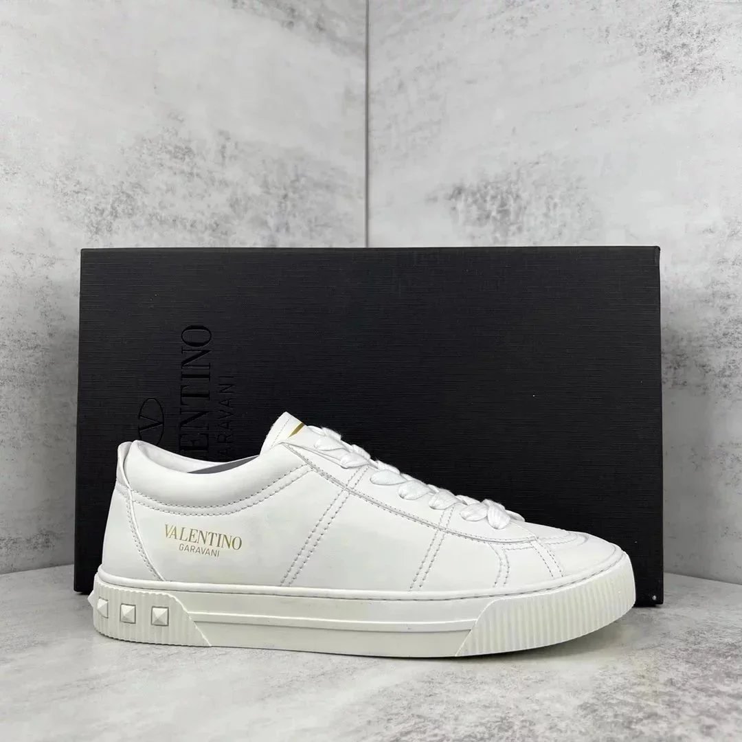V Fashion Shoes photo 7