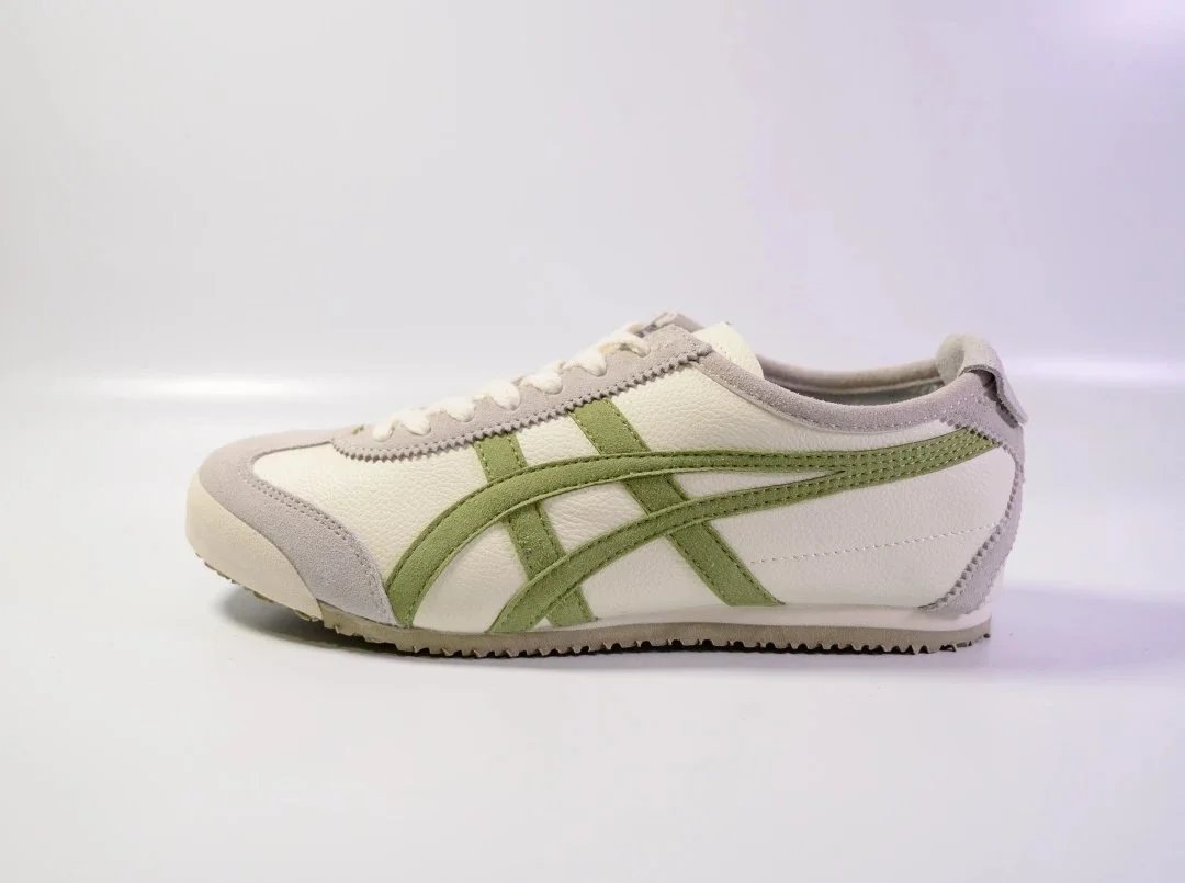 Onitsuka Tiger Onitsuka Tiger Mexico 66 Sneakers in Cream and Olive Green White