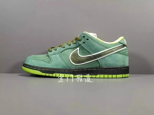 Nike Sneakers Dunk Low product detail image 1