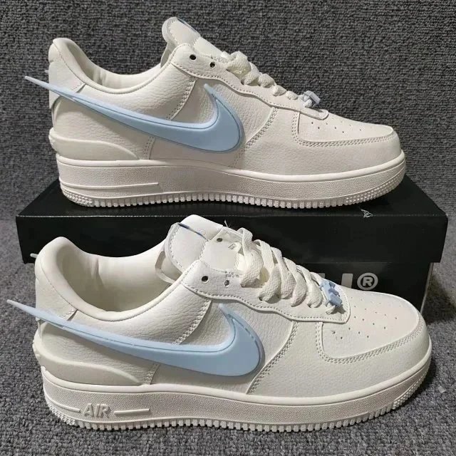 Ambush白色天空蓝钩