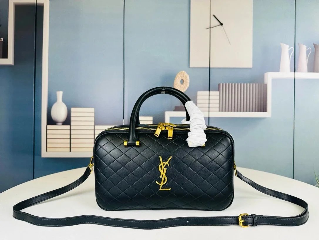 Saint Laurent Shoulder Bags Chain-Strap Flap — 009