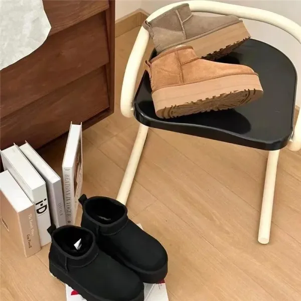 UGG Classic Mini Platform Black Snow Boots - 7