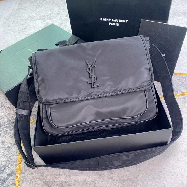 Saint Laurent Shoulder Bags Chain-Strap Flap product detail image 5