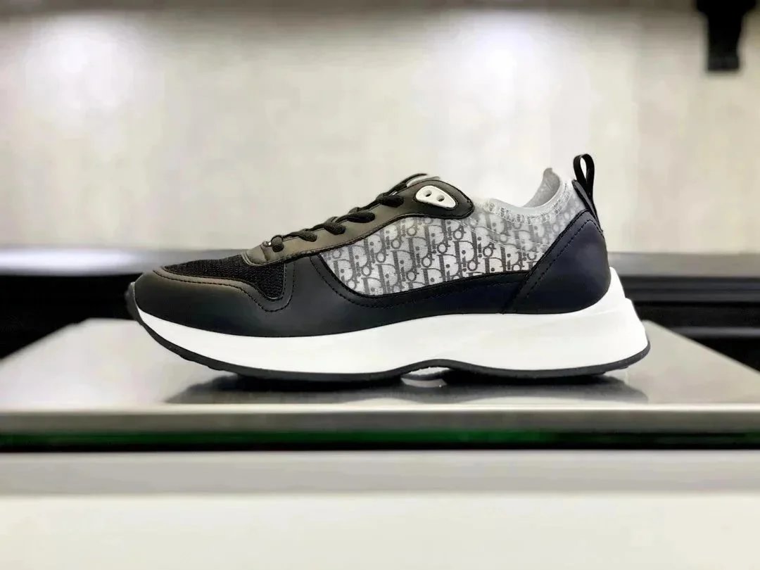 Trendy Fashion Casual Sport Sneakers photo 8