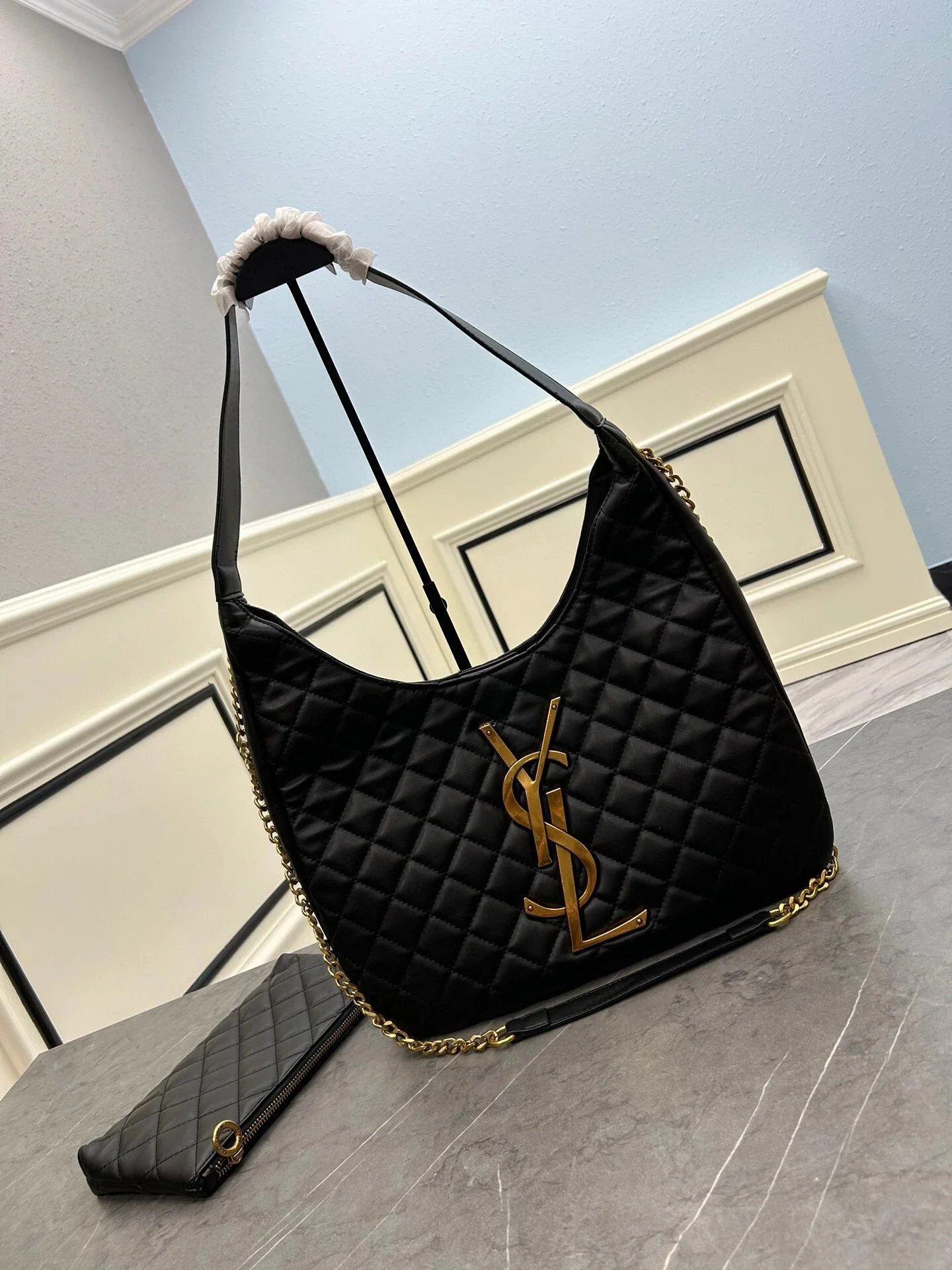 Saint Laurent Shoulder Bags Chain-Strap Flap — 034